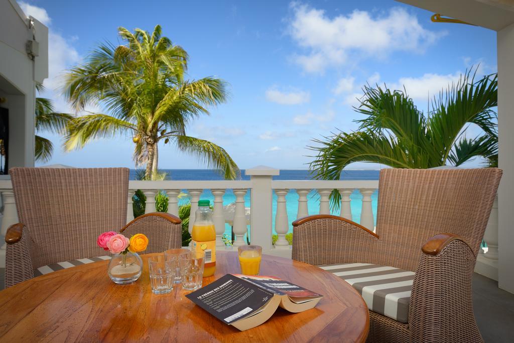 Belmar Oceanfront Apartments Bonaire Bagian luar foto