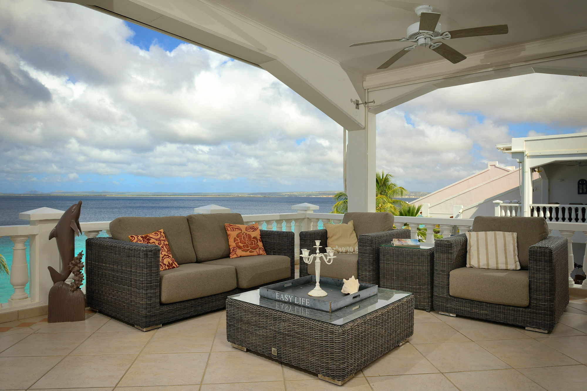 Belmar Oceanfront Apartments Bonaire Bagian luar foto